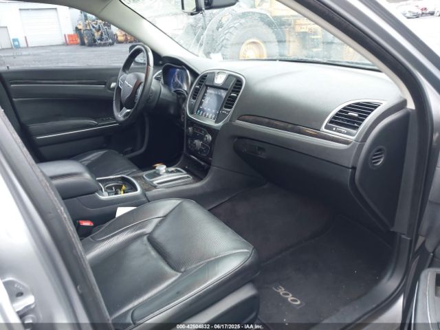 2017 CHRYSLER 300C 2C3CCAKG8HH651179 Photo 4