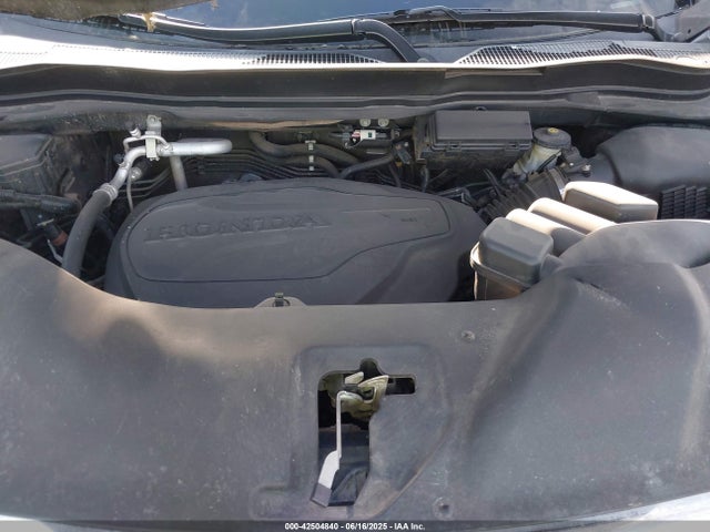 Honda j35y6 2016 5FNYF6H00GB090366 Image 10