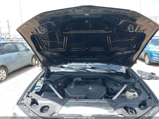 2018 BMW X3 5UXTR9C51JLC69396 Photo 9