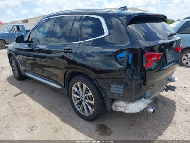 2018 BMW X3 5UXTR9C51JLC69396 Photo 2