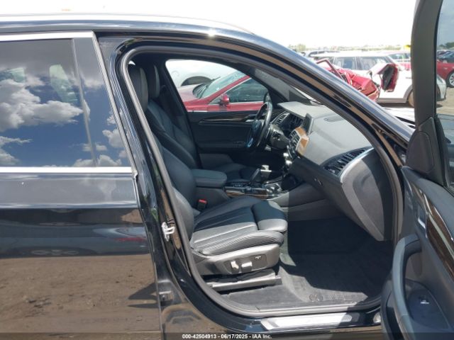 2018 BMW X3 5UXTR9C51JLC69396 Photo 4