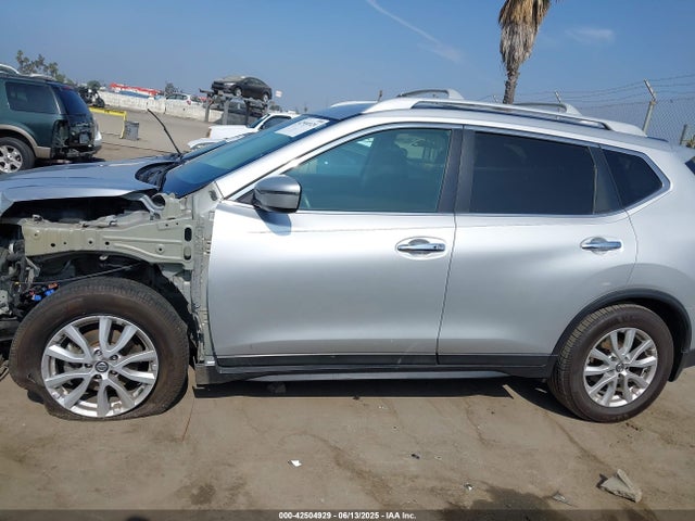 5N1AT2MT6JC711760 Nissan 2018