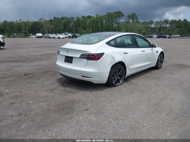 2023 TESLA MODEL 3 5YJ3E1EA5PF663176 Photo 3
