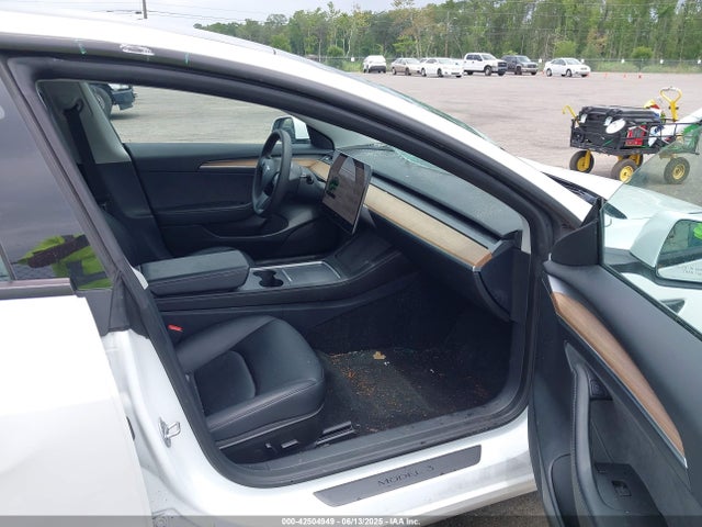 2023 TESLA MODEL 3 5YJ3E1EA5PF663176 Photo 4