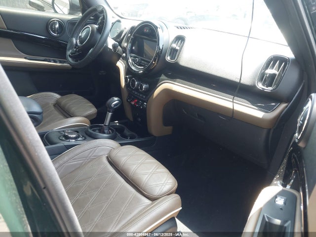 2019 MINI COUNTRYMAN WMZYT5C52K3J89136 Photo 4