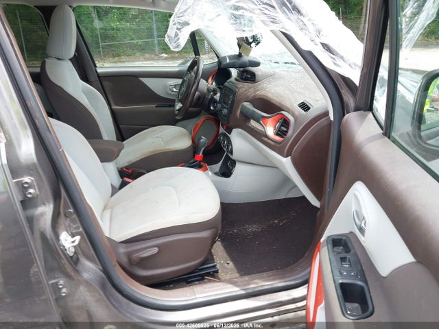 ZACCJABTXGPD37240 Jeep 2016