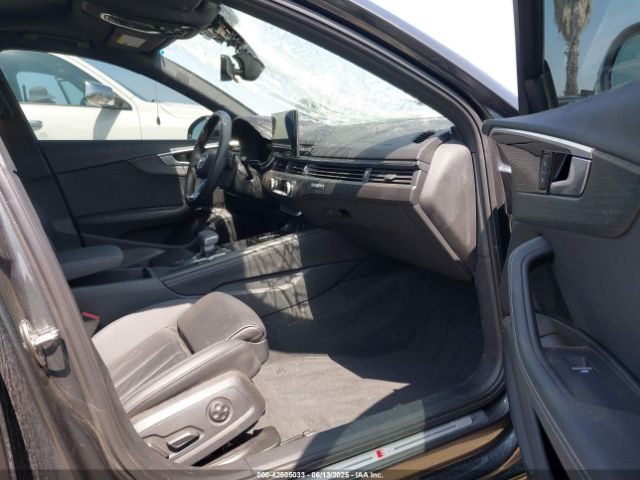 WAUEAAF43MN012636 Audi 45 tfsi (2.0t)