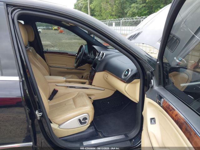 2011 MERCEDES-BENZ GL 550 4JGBF8GEXBA651166 Photo 4