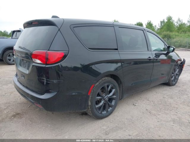2020 CHRYSLER PACIFICA 2C4RC1FG5LR150544 Photo 3