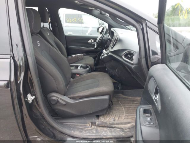 2020 CHRYSLER PACIFICA 2C4RC1FG5LR150544 Photo 4