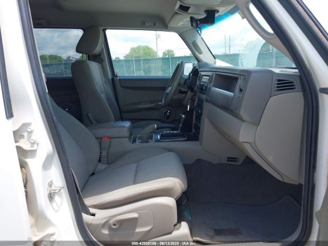 2009 JEEP COMMANDER 1J8HH48K89C550446 Photo 4