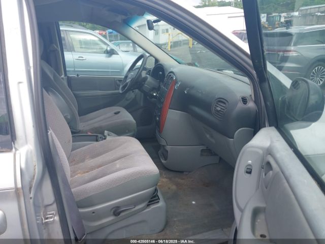 2007 CHRYSLER TOWN & COUNTRY 1A4GJ45R07B162889 Photo 4