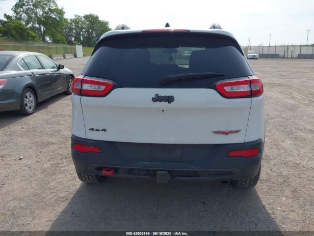 1C4PJMBS6FW687718 Jeep 2015