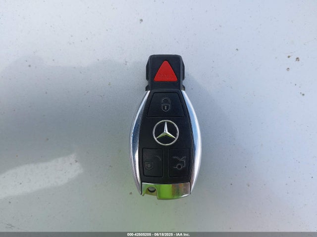 WDC0G4KB3HF145327 Mercedes-Benz m274