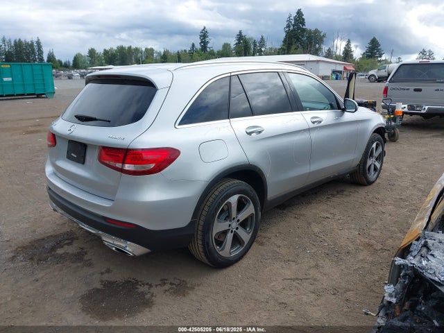 WDC0G4KB3HF145327 Mercedes-Benz m274