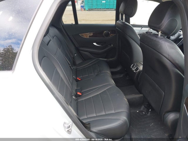 WDC0G4KB3HF145327 Mercedes-Benz m274