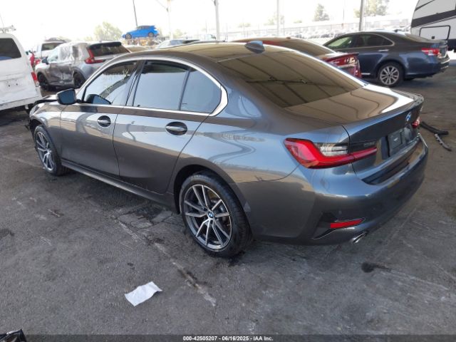 2022 BMW 330I 3MW5R1J08N8C55960 Photo 2