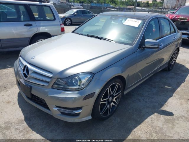 2013 MERCEDES-BENZ C 350 WDDGF5HB9DA845290 Photo 1