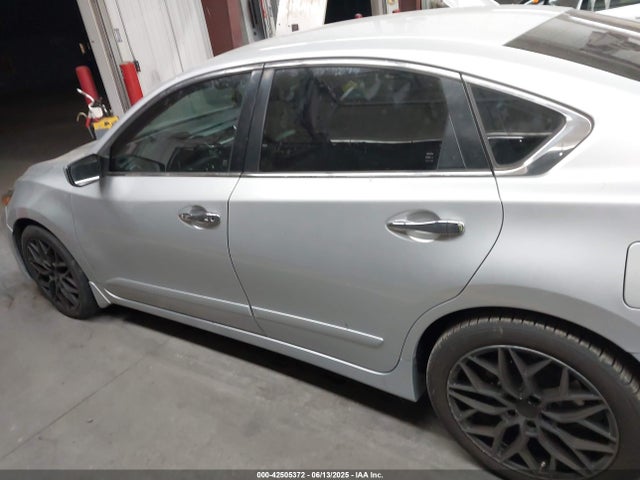 1N4AL3AP7HC144864 Nissan 2017