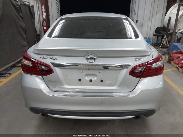 1N4AL3AP7HC144864 Nissan 2017