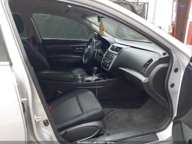 1N4AL3AP7HC144864 Nissan 2017