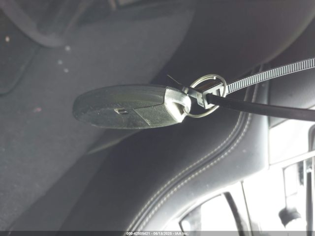2017 INFINITI Q60 JN1CV7EK6HM110415 Photo 10