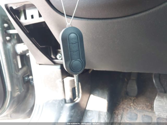 2014 FIAT 500L ZFBCFADH4EZ007007 Photo 10