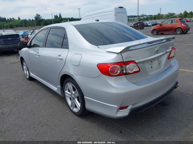 2013 TOYOTA COROLLA 2T1BU4EE9DC105916 Photo 2
