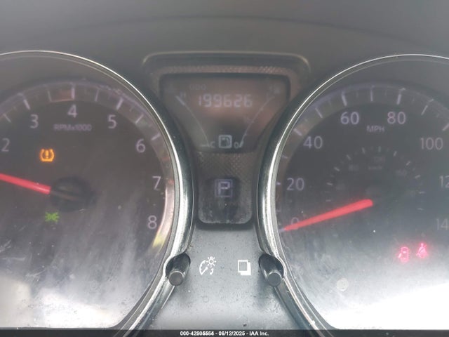 3N1CN7AP1HK426404 Nissan Versa 1.6 Sv
