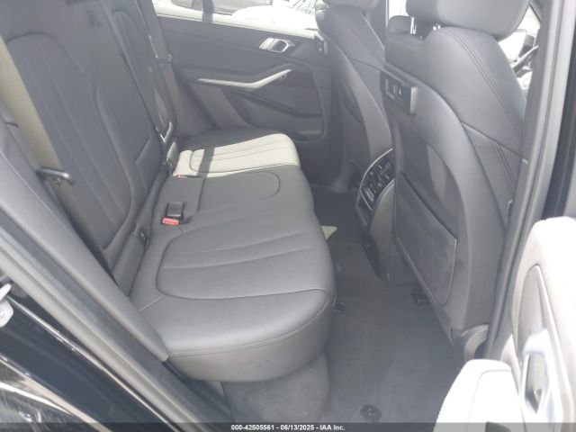 2020 BMW X5 5UXCR6C04L9D63551 Photo 7
