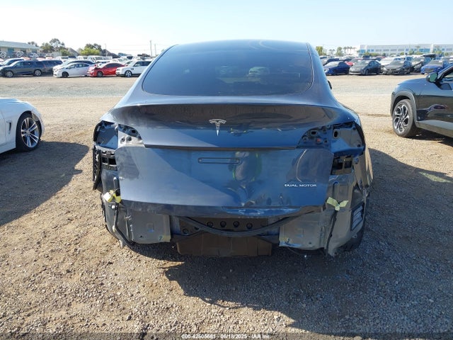 5YJYGDEE0MF098108 Tesla 2021
