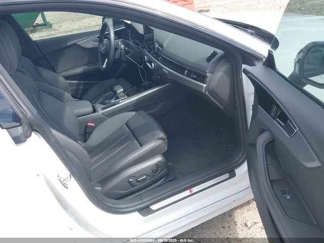 2024 AUDI A5 SPORTBACK WAUFACF56RA044892 Photo 4