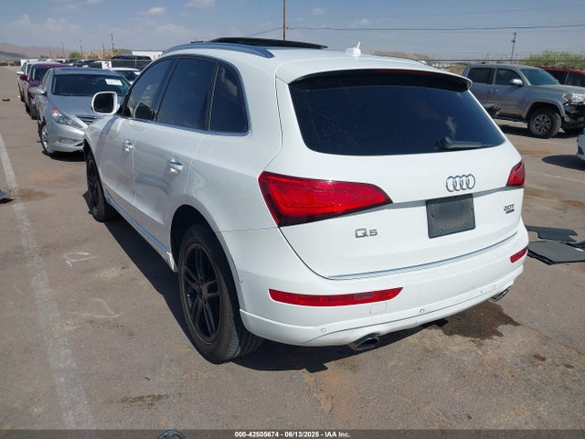 2017 AUDI Q5 WA1C2AFP3HA077513 Photo 2