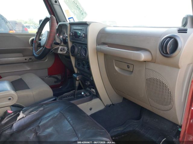 2010 JEEP WRANGLER UNLIMITED 1J4BA3H10AL182376 Photo 4