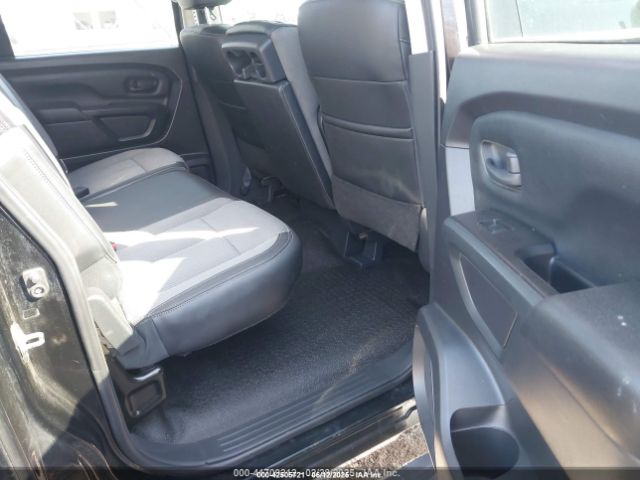 1N6AA1EJ0JN518958 Nissan TITAN S