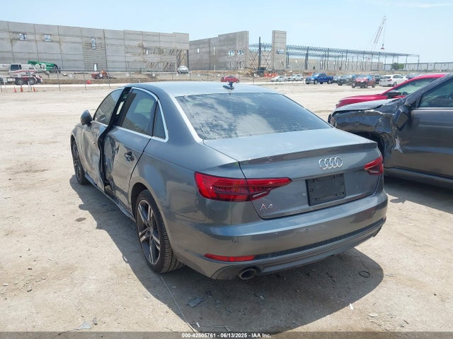 2017 AUDI A4 WAULNAF40HN016709 Photo 2