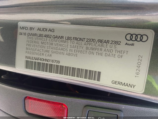 2017 AUDI A4 WAULNAF40HN016709 Photo 8