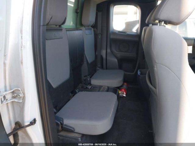 5TFRX5GN4HX093545 Toyota 2tr-fe