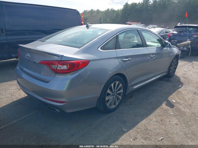 5NPE34AF4HH567849 Hyundai 2017