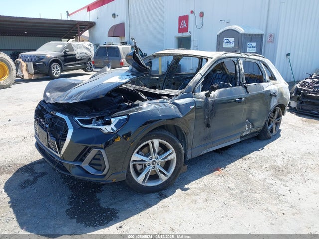 WA1EECF3XN1061331 Audi 45 tfsi