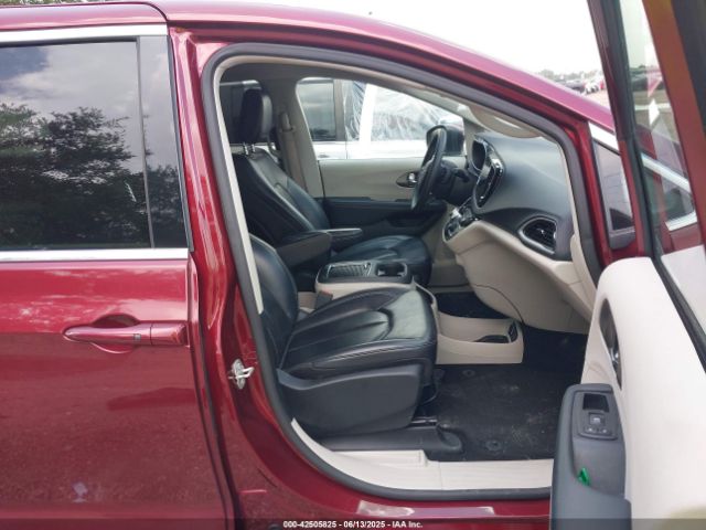 2C4RC1BGXPR571557 Chrysler Pacifica Touring L