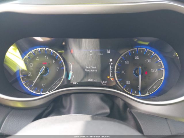 2C4RC1BGXPR571557 Chrysler Pacifica Touring L
