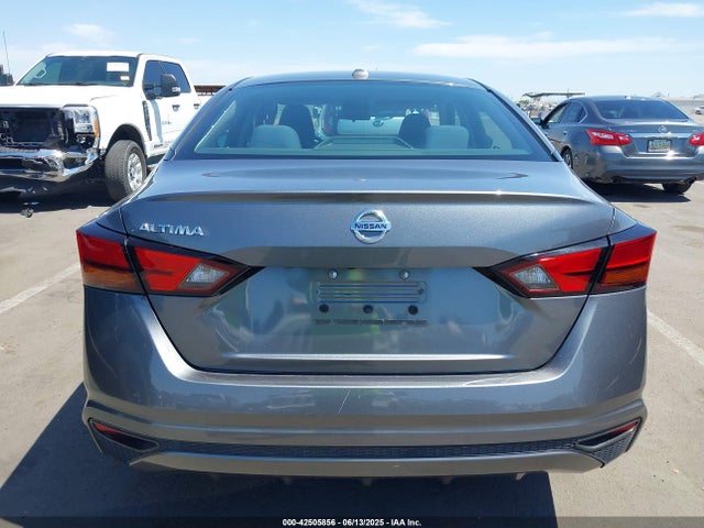 1N4BL4BV3KN324961 Nissan 2019