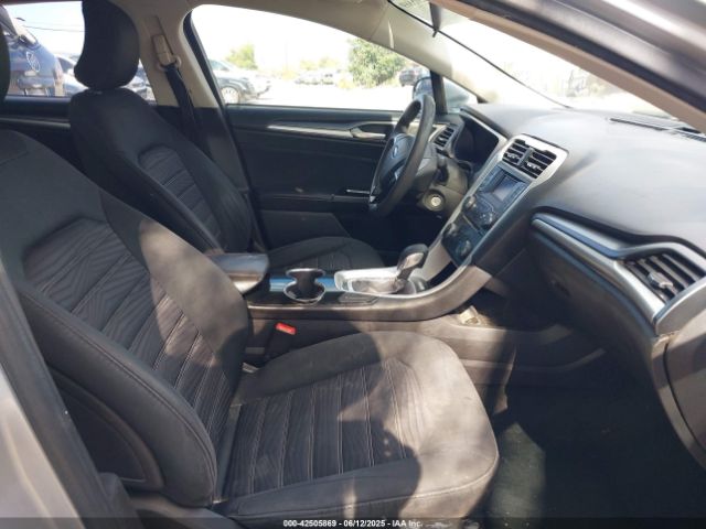 3FA6P0H73GR158808 Ford 2016