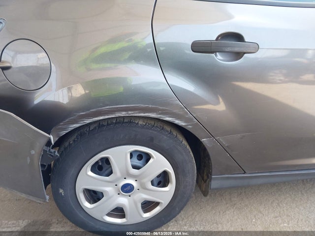 Ford 2016 2016 1FADP3E29GL208580 Image 12