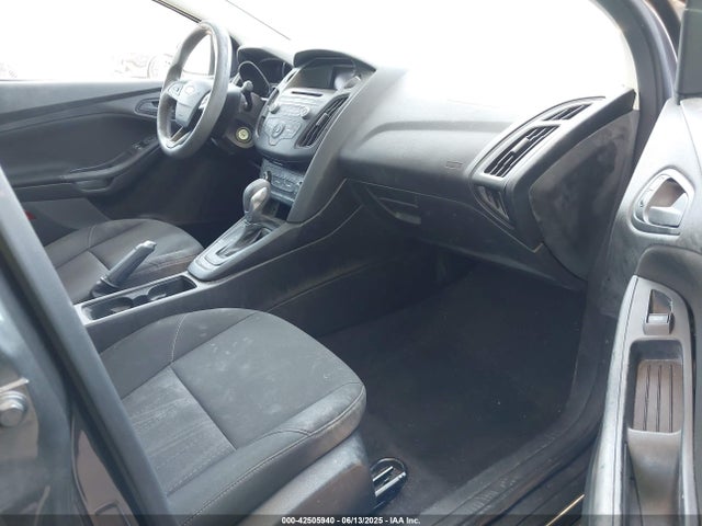 Ford 2016 2016 1FADP3E29GL208580 Image 5