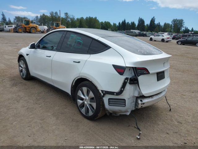 2021 TESLA MODEL Y 5YJYGDEEXMF071692 Photo 2