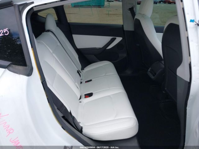 2021 TESLA MODEL Y 5YJYGDEEXMF071692 Photo 7