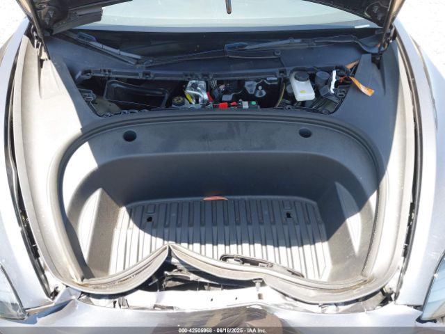 2023 TESLA MODEL 3 5YJ3E1EA5PF709931 Photo 9