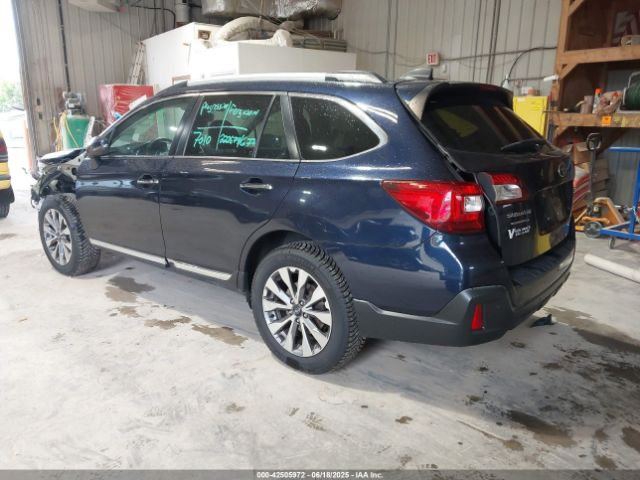 2018 SUBARU OUTBACK 4S4BSATC2J3225238 Photo 2